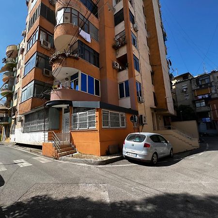 City Centre Apartments Tiranë Ngoại thất bức ảnh