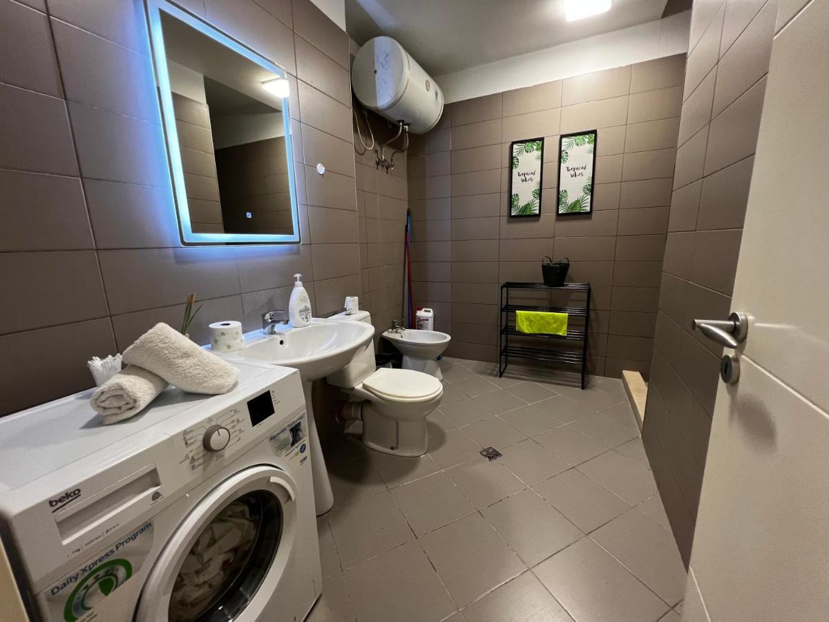 City Centre Apartments Tiranë Ngoại thất bức ảnh