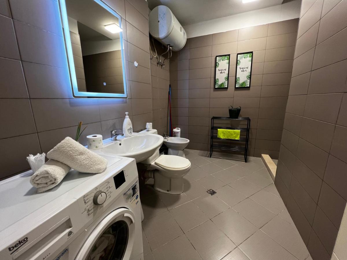 City Centre Apartments Tiranë Ngoại thất bức ảnh