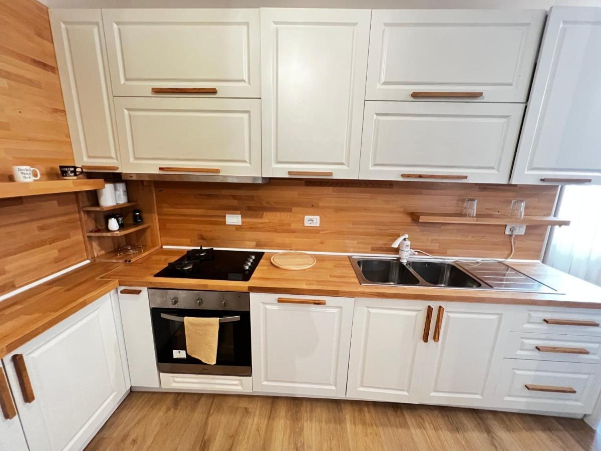 City Centre Apartments Tiranë Ngoại thất bức ảnh